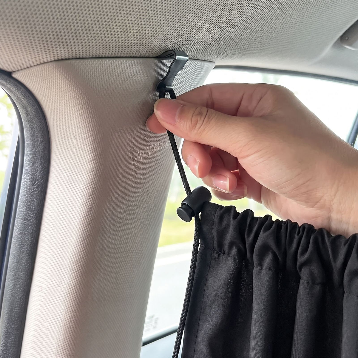LoveCurtain™ - Backseat Privacy Car Curtains - Love Blanket