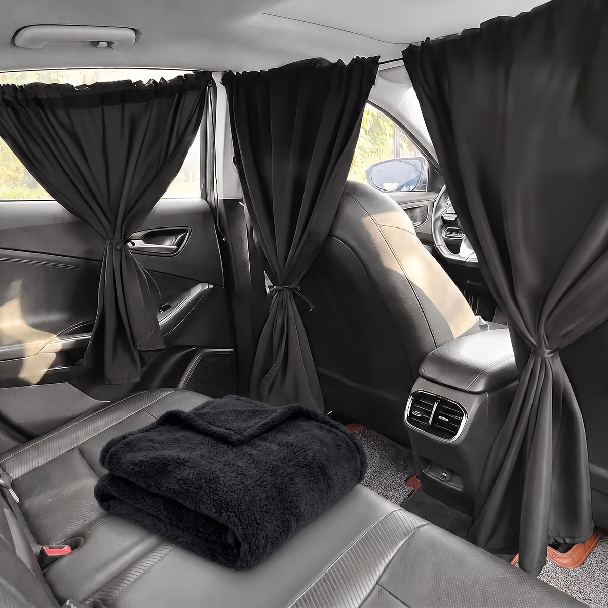 LoveCurtain™ - Backseat Privacy Car Curtains - Love Blanket